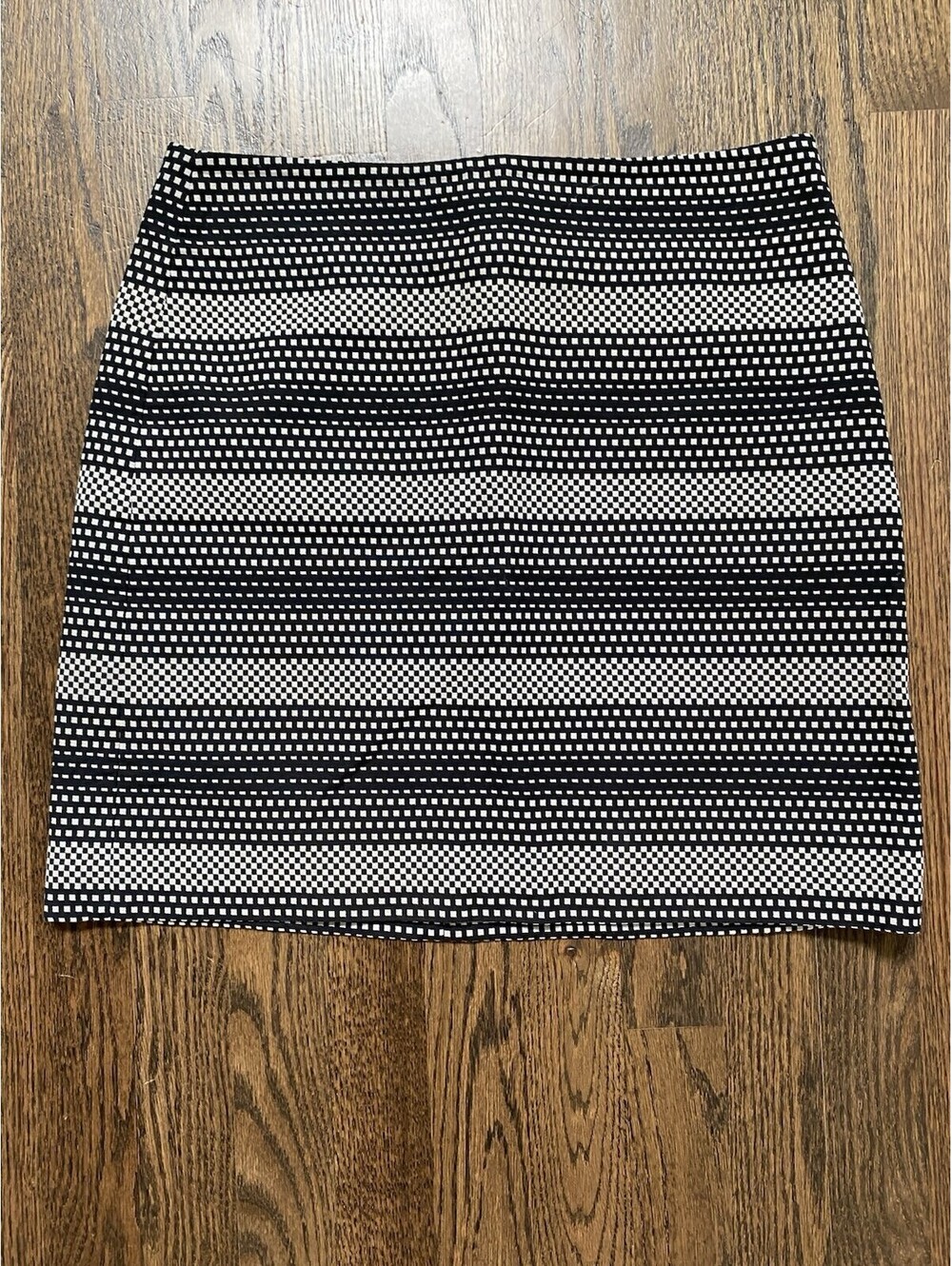 LOFT Skirt Size 4 Mini Pencil Black White Checkered Office Casual